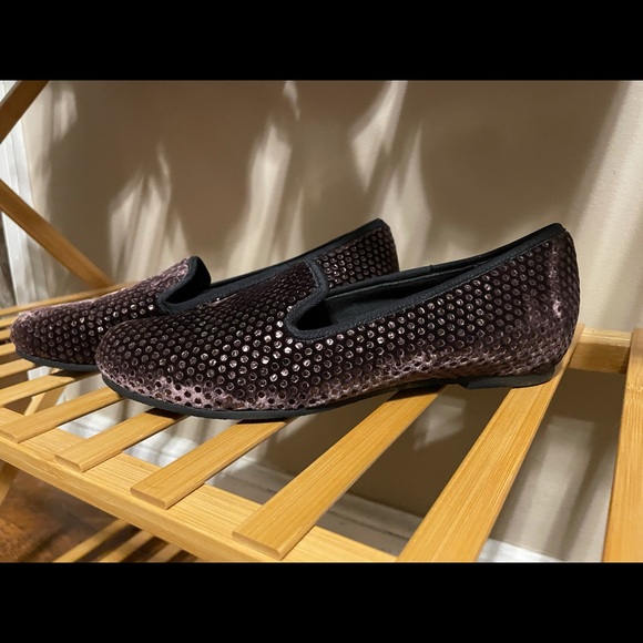 Munro Velvet Smoking Flats - Picture 1 of 2